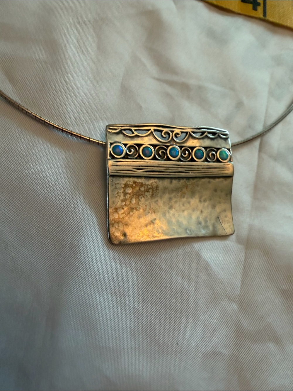 Sterling Silver 925 Pendant Necklace 5 turquoise stones Vintage Womenās Jewelry